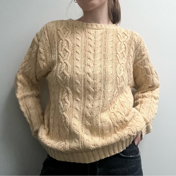 Vintage Light Yellow Knit Sweater - Picture 4 of 13